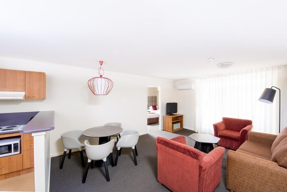 Mantra on Northbourne Canberra photo 4