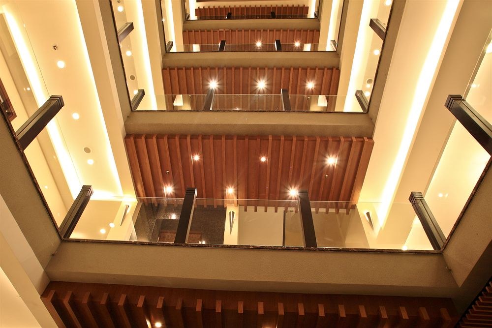 Valentine Hotel