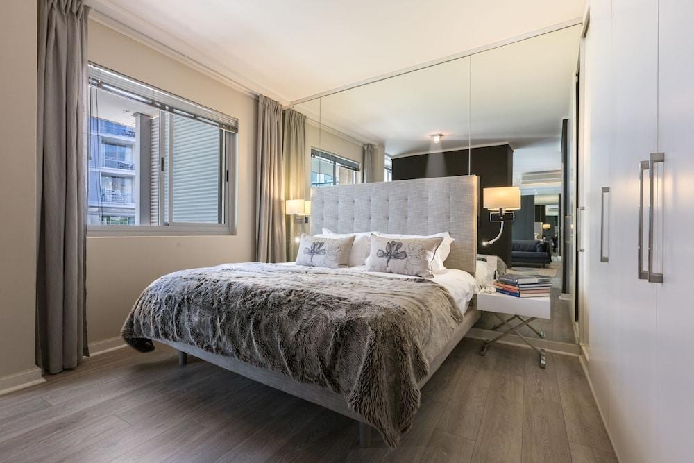 AHA HARBOUR BRIDGE HOTEL & SUITES photo 1
