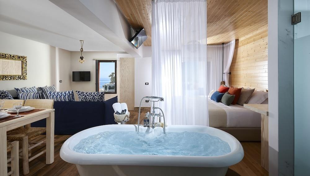 VILLAS ESPERIDES photo 2