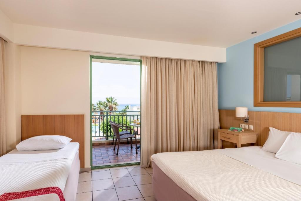 Star Beach Village