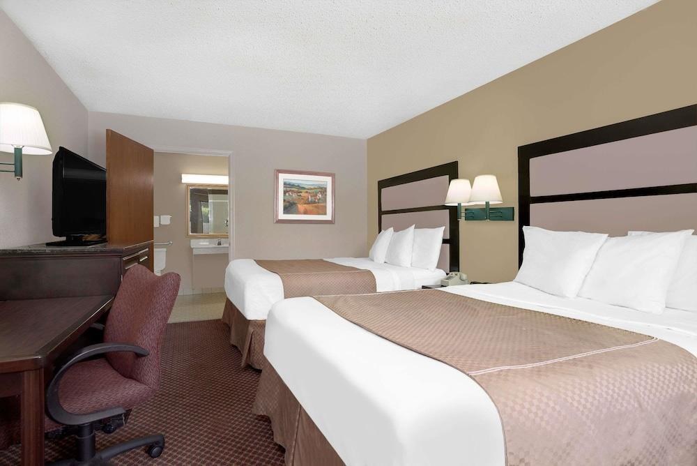 DAYS INN MACON I-475 photo 3