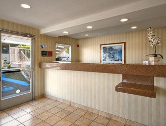 Days Inn by Wyndham San Marcos photo 1
