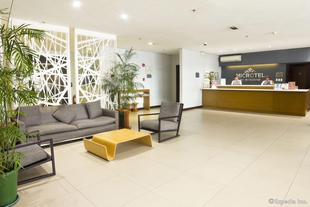 MICROTEL BY WYNDHAM ACROPOLIS photo 3