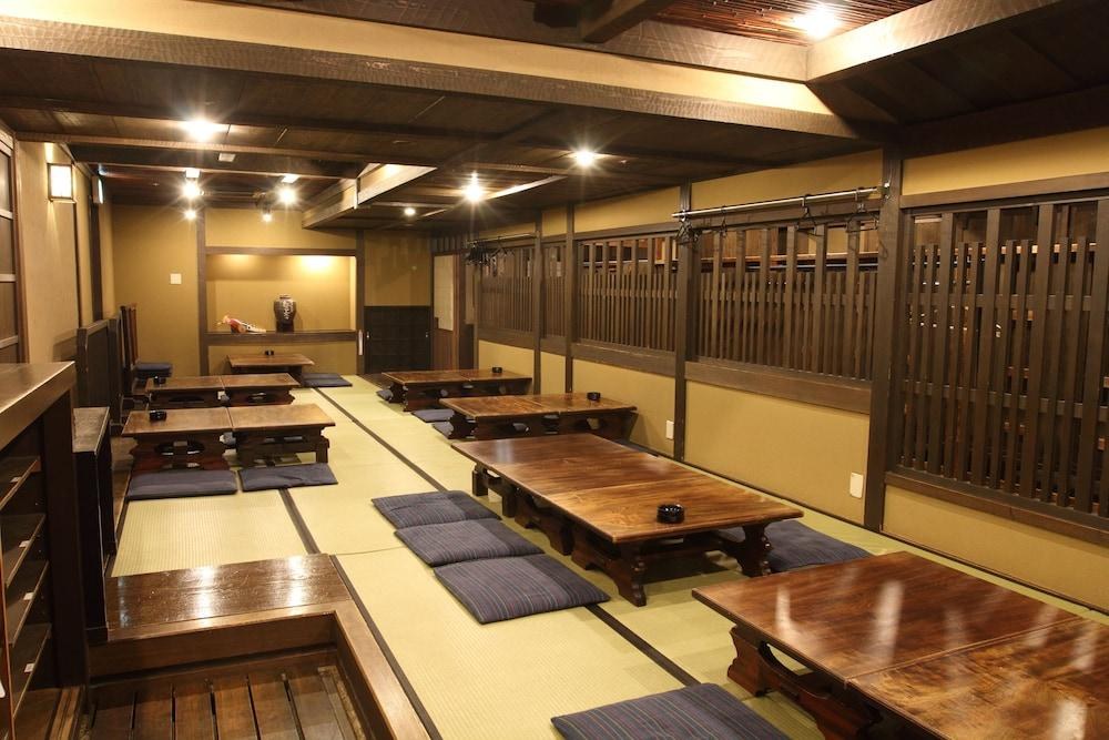 CLIO COURT HAKATA photo 3