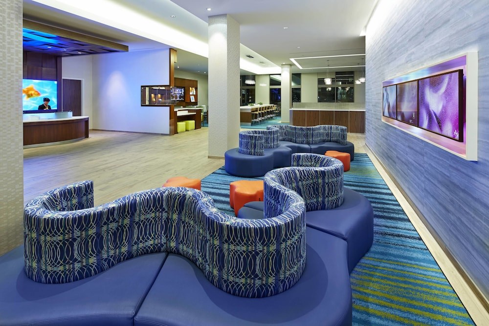 SPRINGHILL SUITES AT ANAHEIM RESORT photo 1