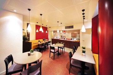 IBIS PARIS GARE MONTPARNASSE photo 2
