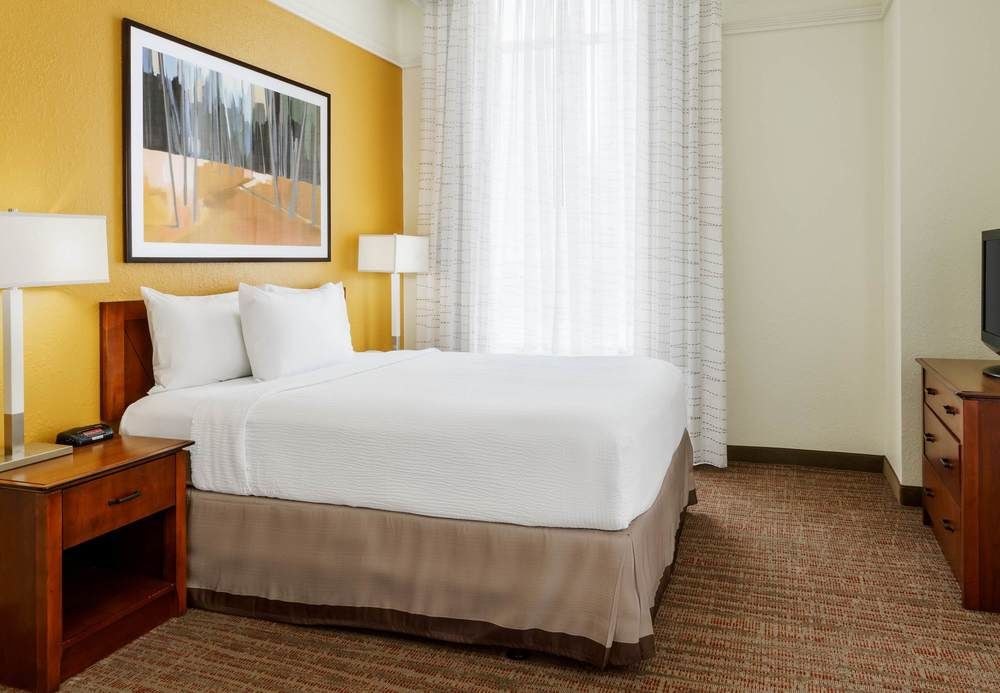RESIDENCE INN HOUSTON DOWNTOWN photo 1
