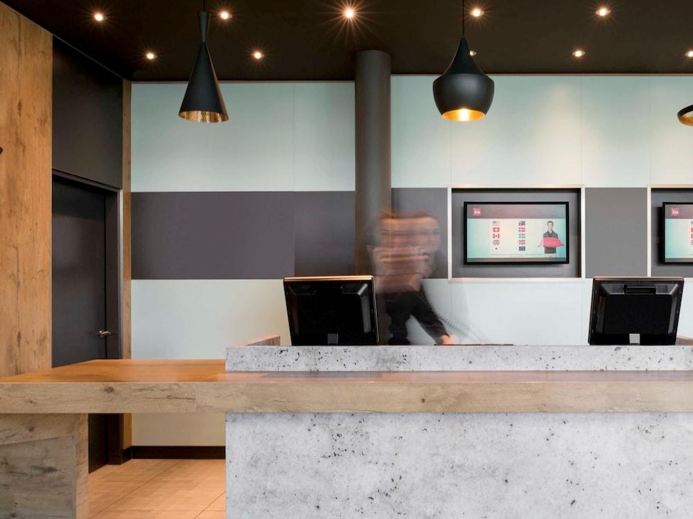 IBIS GENEVE AEROPORT photo 3