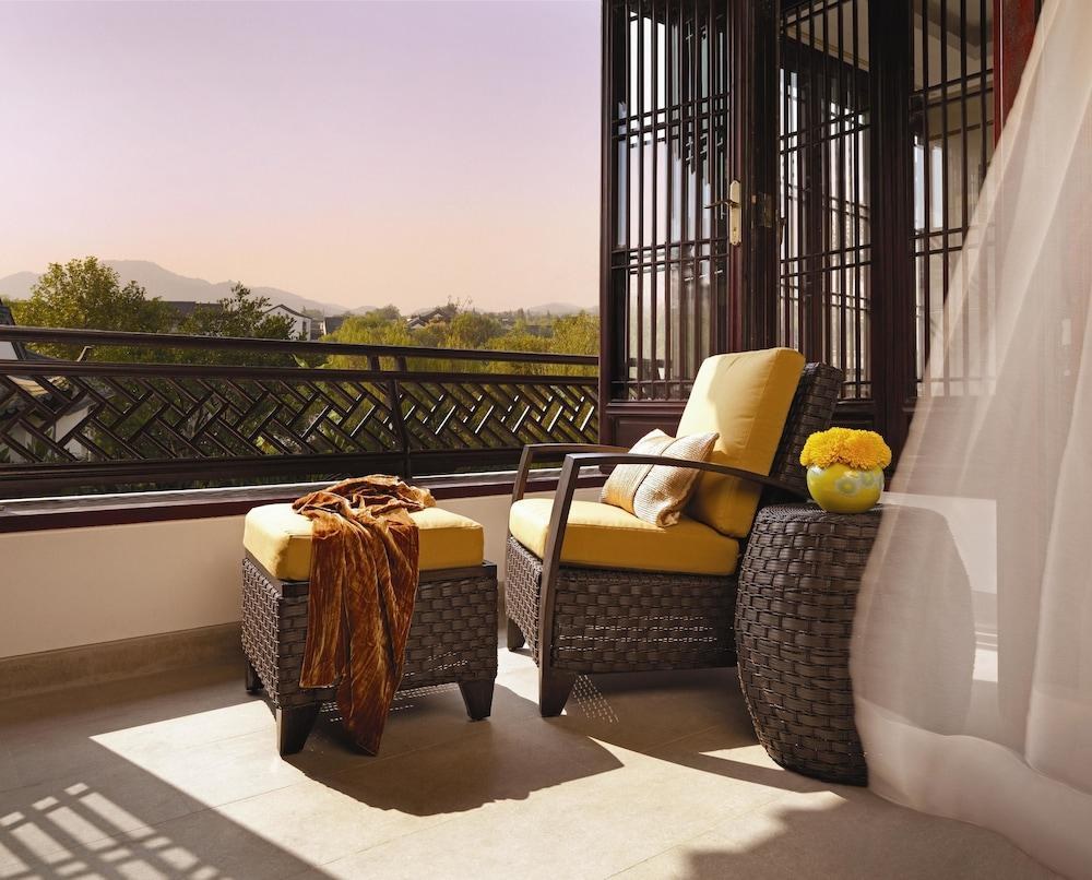 FOUR SEASONS HOTEL HANGZHOU AT WEST LAKE photo 3