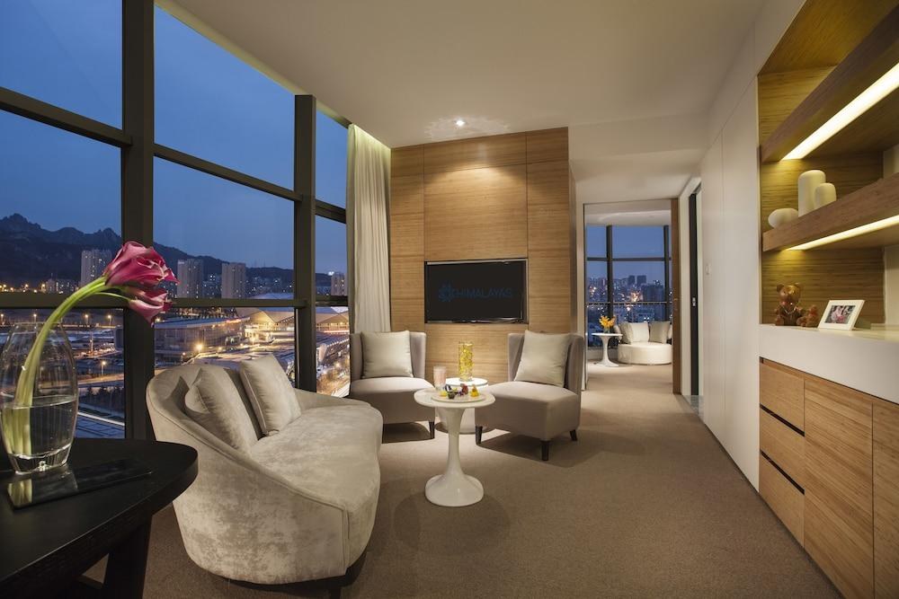 Himalayas Qingdao Hotel photo 4