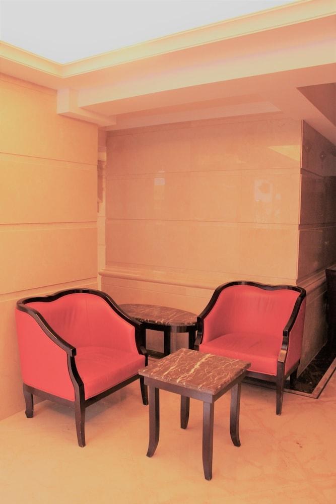 LANDER HOTEL PRINCE EDWARD photo 4