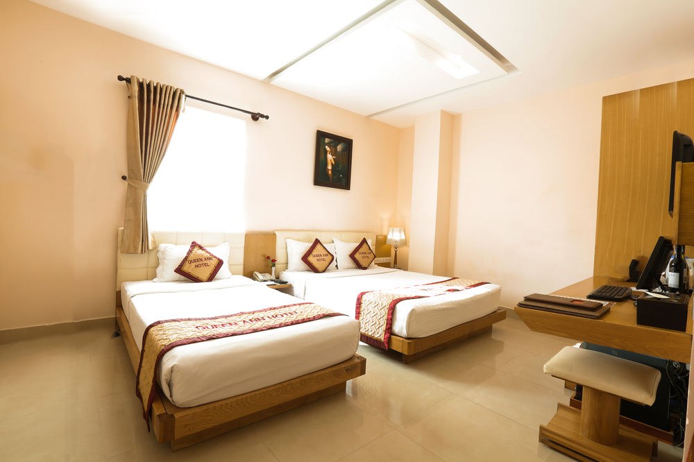 Queen Ann Hotel photo 1