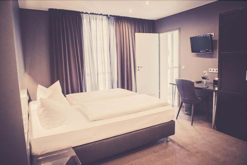 HOTEL AM AUGUSTINERPLATZ