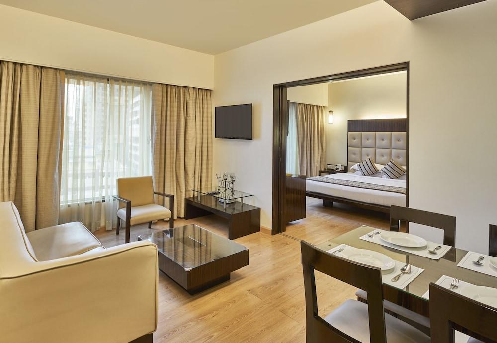 Krishna Palace Hotel