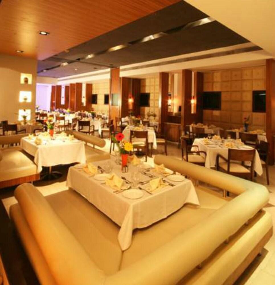 Krishna Palace Hotel photo 3