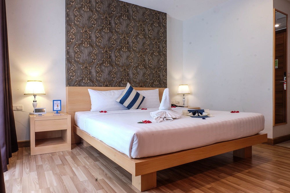ICHECK INN CENTRAL PATONG photo 1