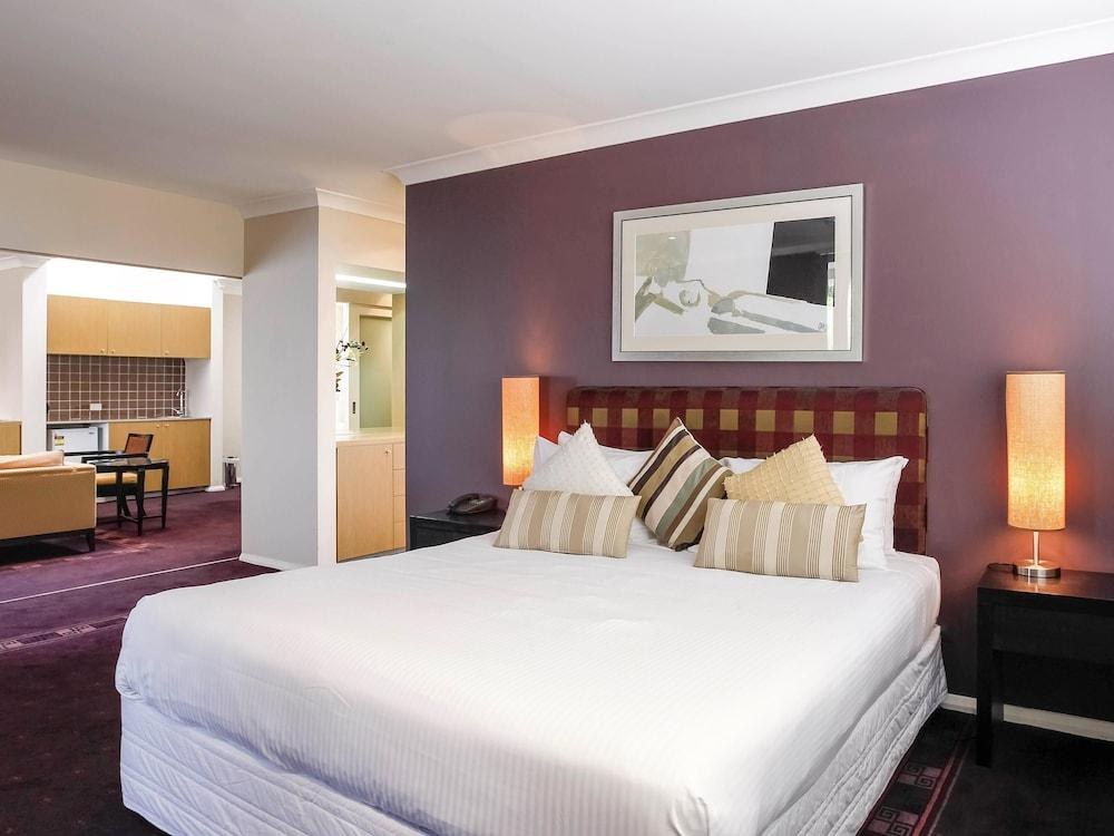 Ramada Hotel & Suites by Wyndham Sydney Cabramatta photo 4