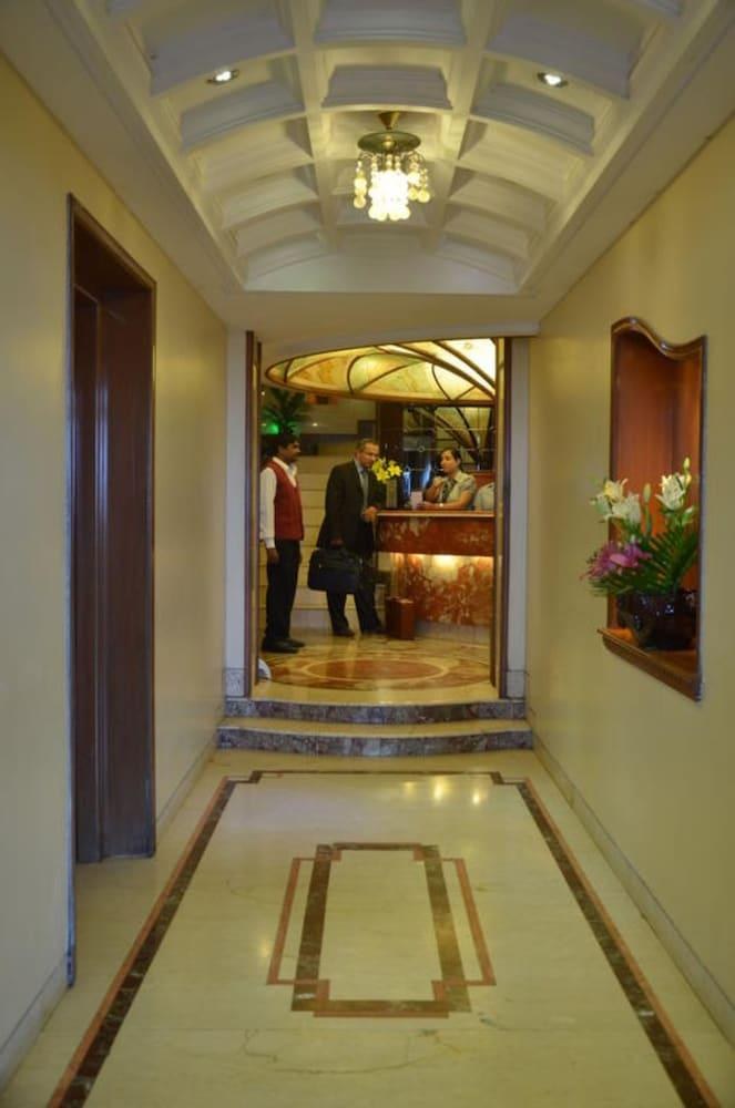 Sea Palace photo 2