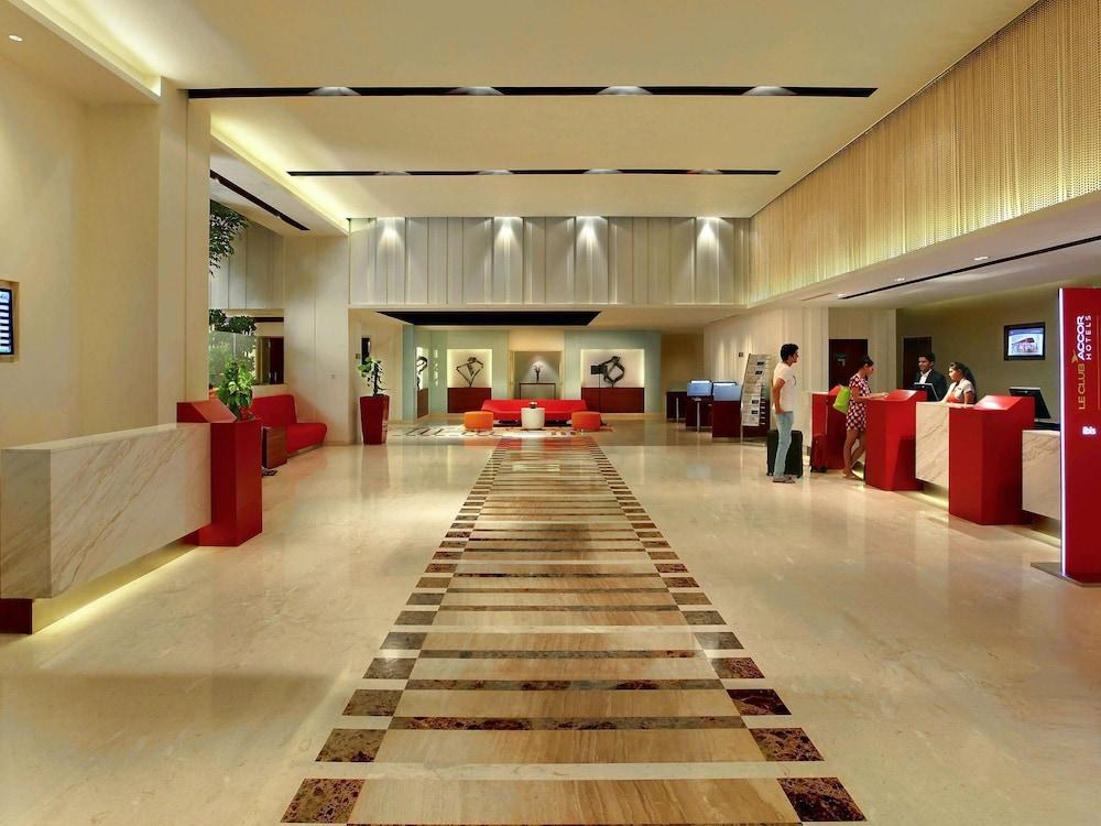 IBIS NEW DELHI AEROCITY photo 2