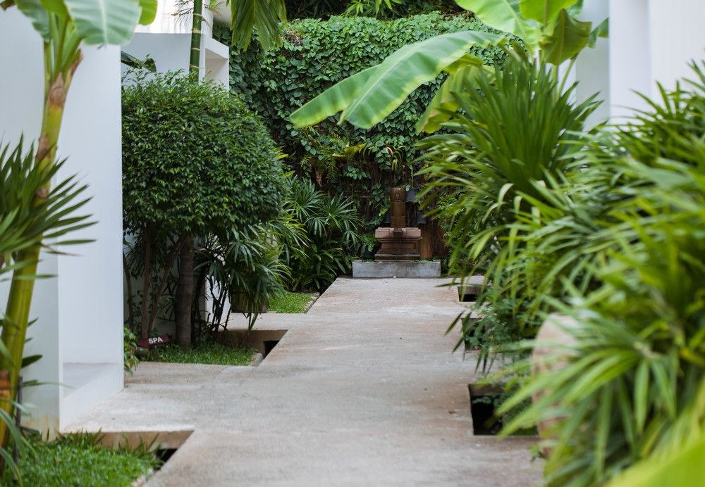 Lynnaya Urban River Resort And Spa