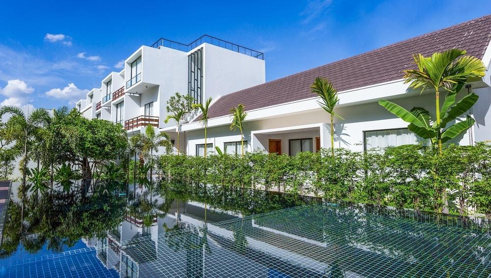 Lynnaya Urban River Resort And Spa photo 3