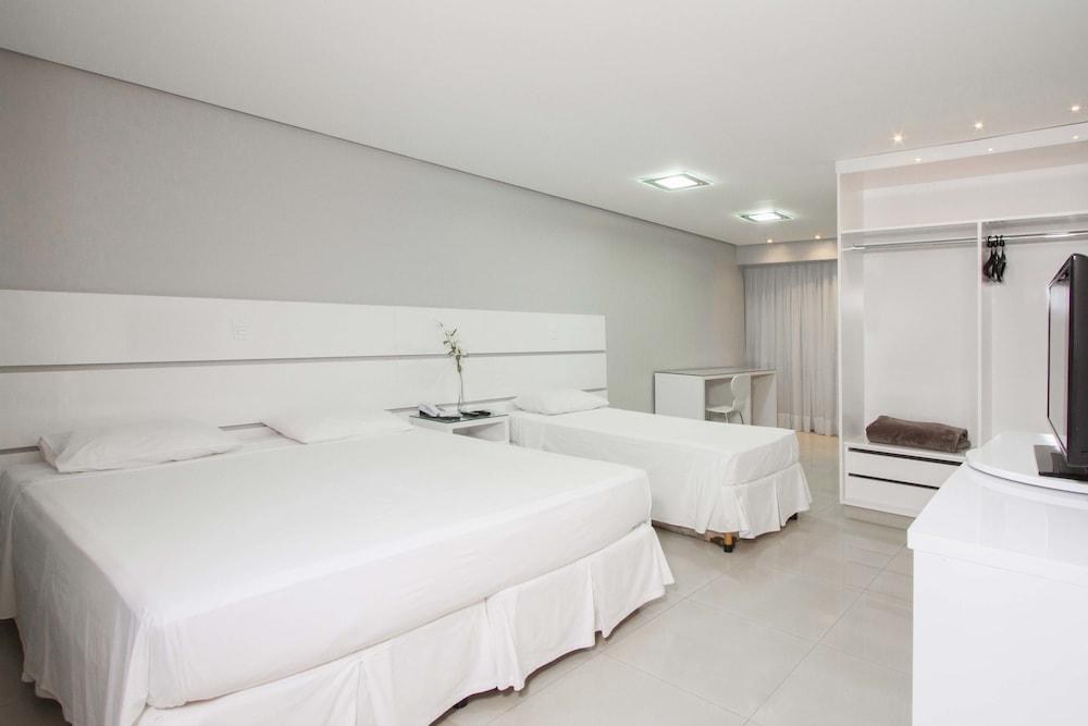 BRISA TOWER HOTEL photo 1