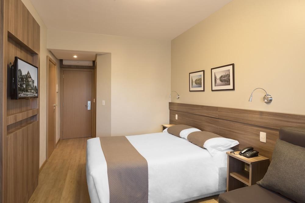 HOTEL LAGHETTO VIVACE VIALE photo 2