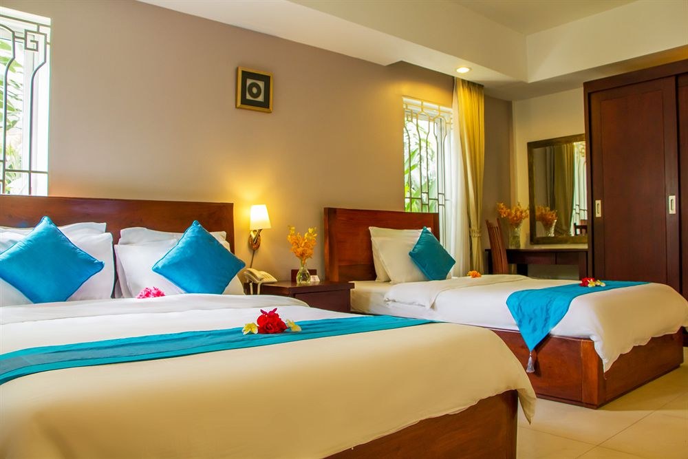 SKYLINE BOUTIQUE HOTEL
