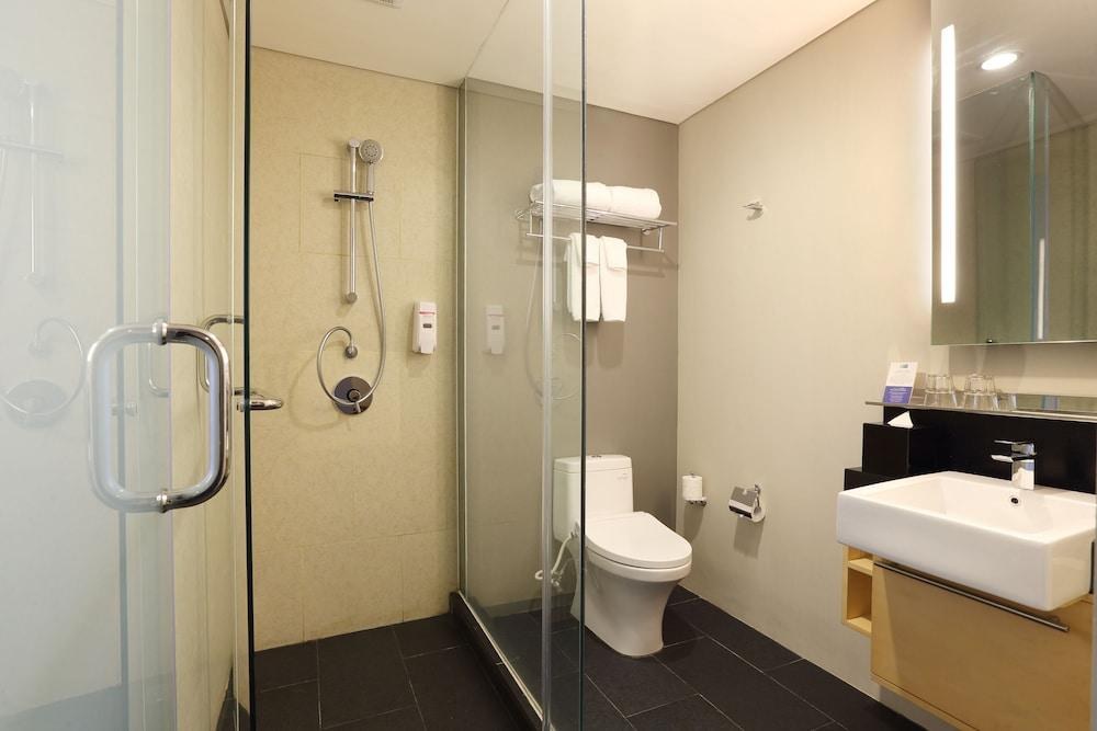 HOLIDAY INN EXPRESS JAKARTA THAMRIN HOTEL photo 4