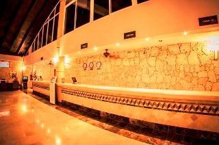 Grand Palladium Palace Resort Spa & Casino photo 2