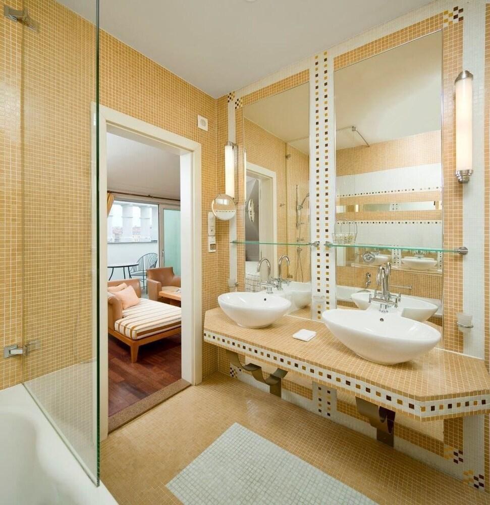 MAMAISON HOTEL RIVERSIDE photo 3