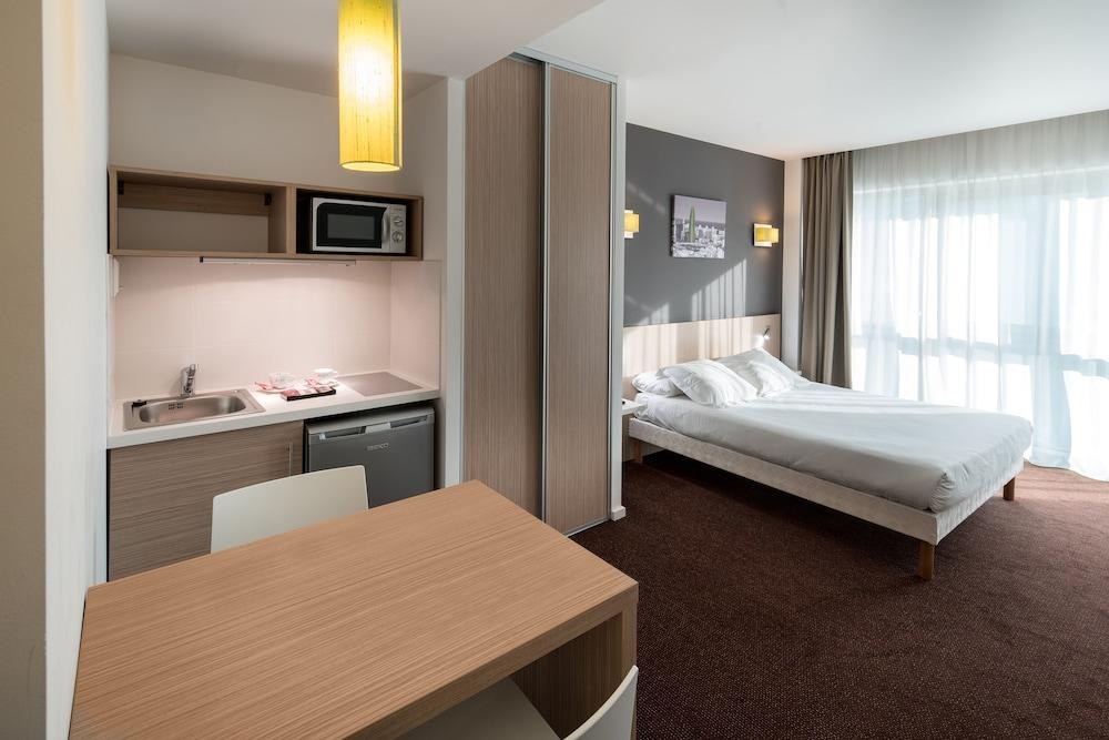 B&B HOTEL Barcelona Sant Cugat photo 4
