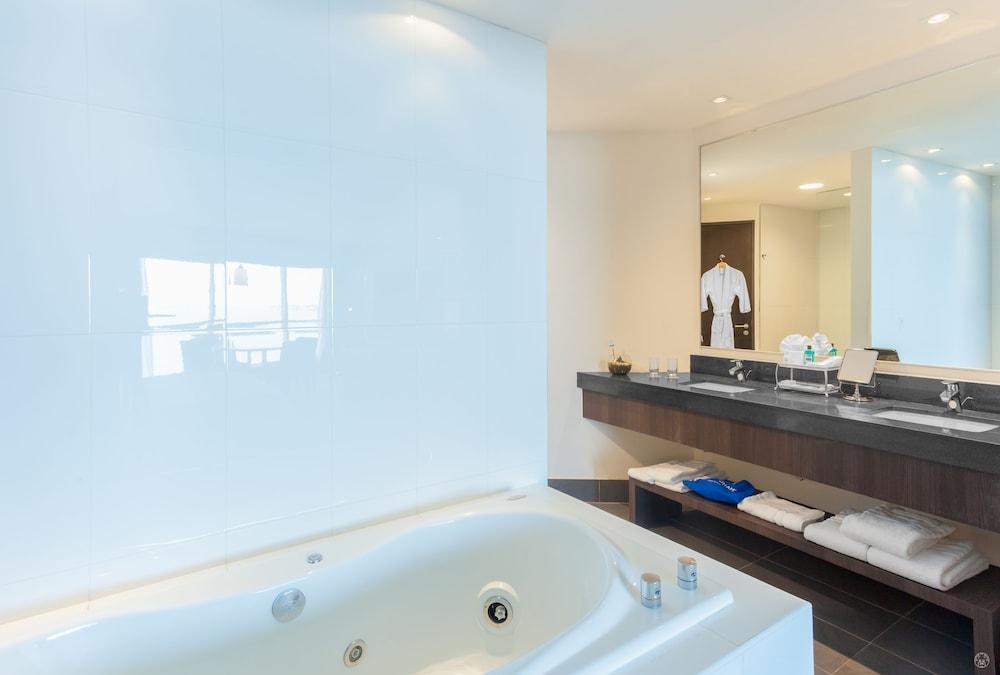 Wyndham Guayaquil Puerto Santa Ana photo 3