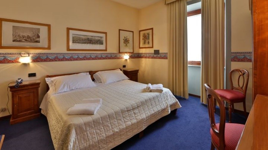 IH HOTELS FIRENZE SELECT photo 3