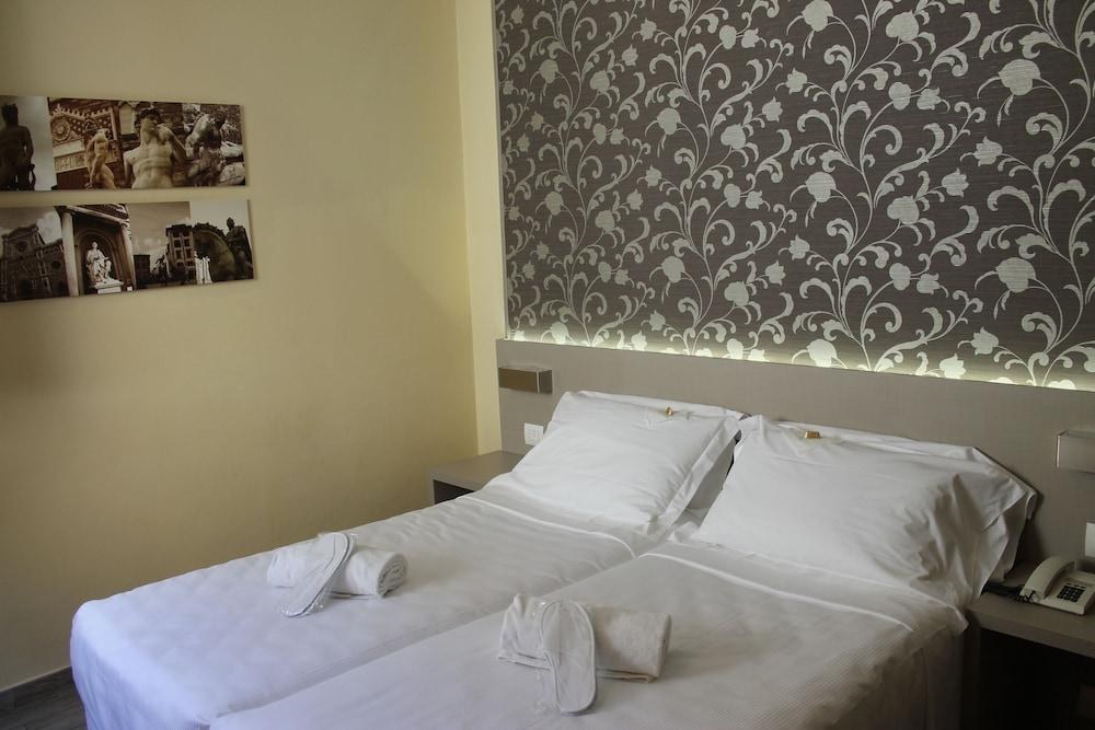 ALBERGO FIRENZE photo 4