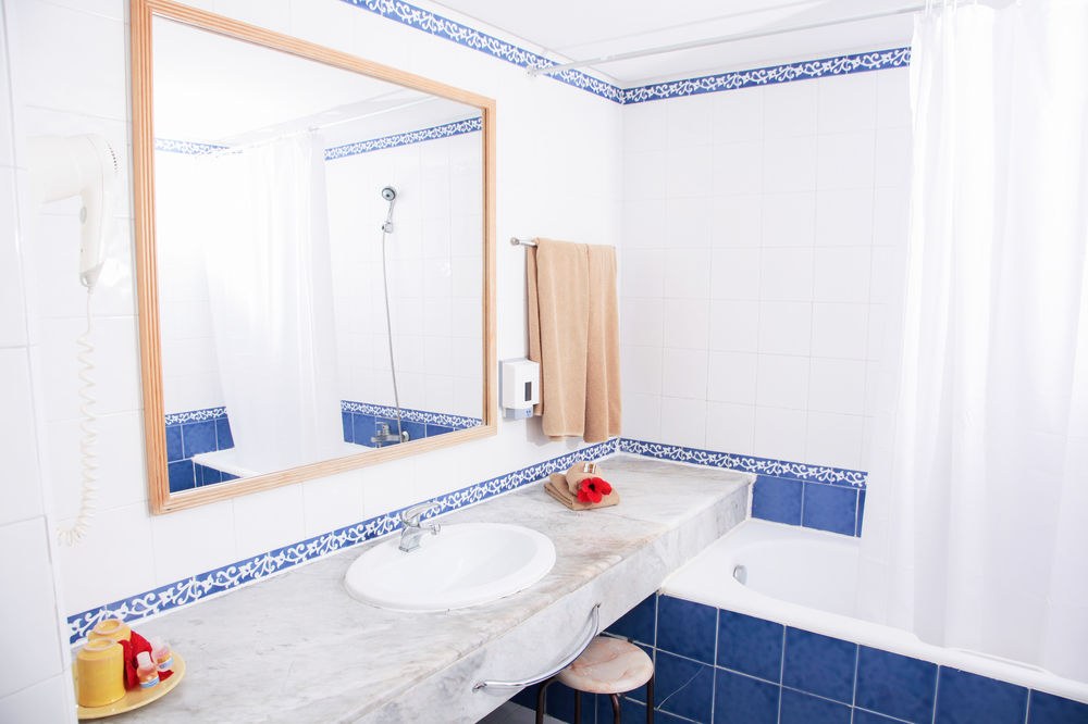NESRINE HAMMAMET photo 1