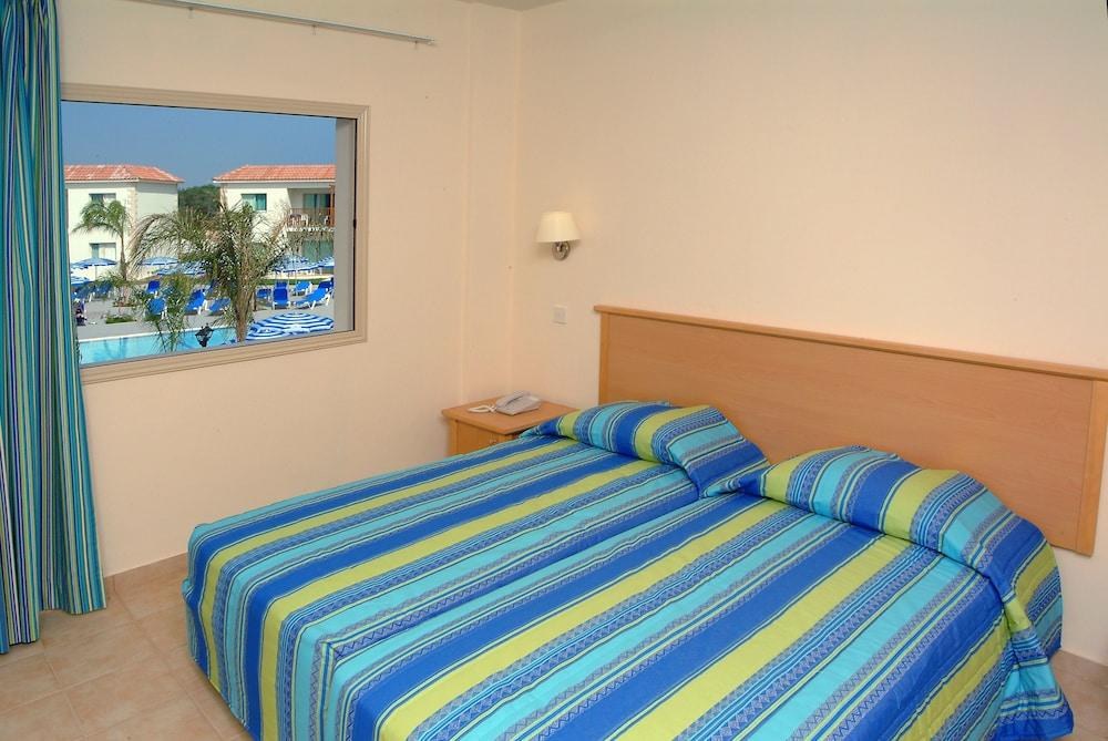 TSOKKOS PARADISE VILLAGE photo 1