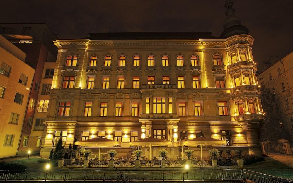 Le Palais Art Hotel Prague photo 3