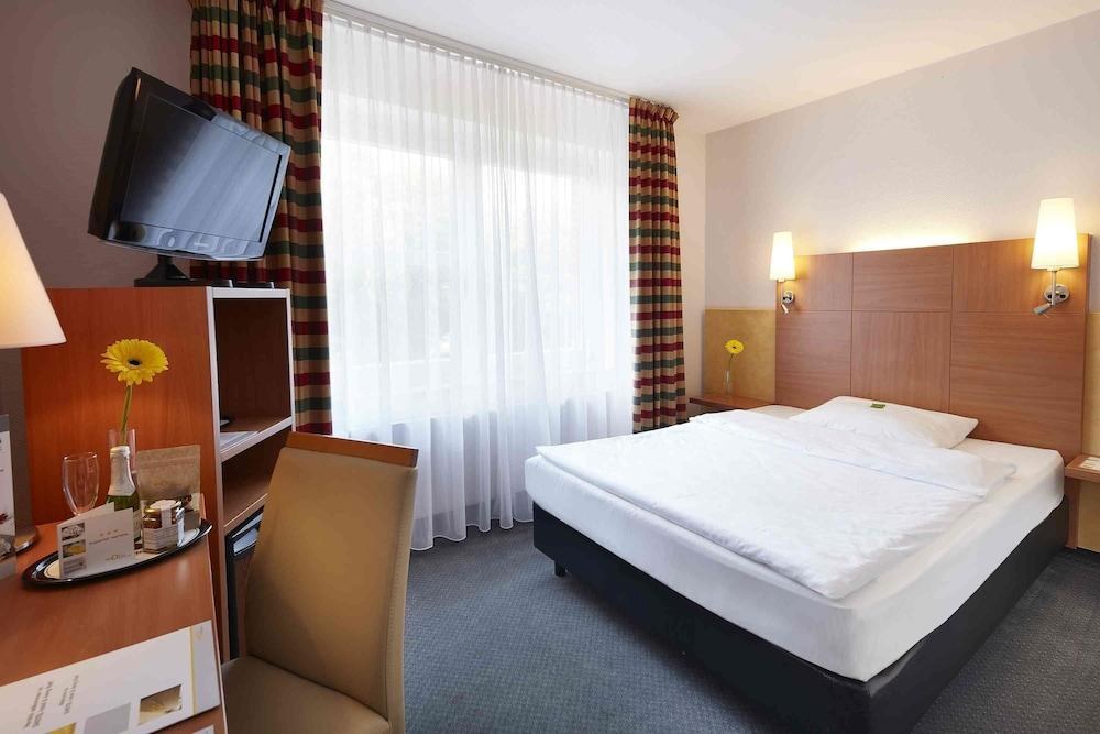 G HOTEL &AMP; LIVING KIEL photo 3