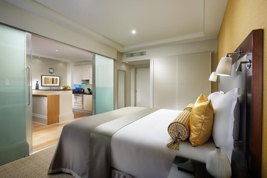 TAJ 51 BUCKINGHAM GATE SUITES photo 4