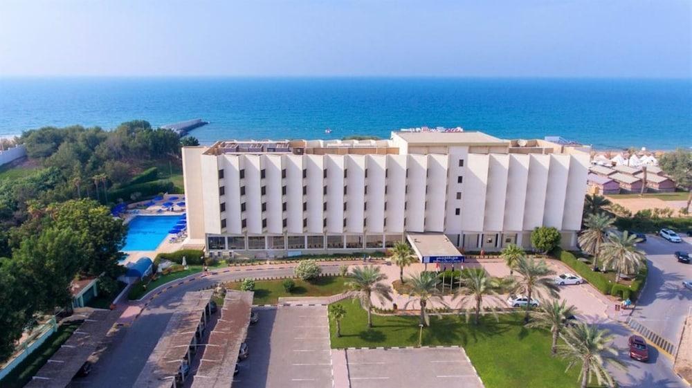 BIN MAJID BEACH HOTEL photo 2