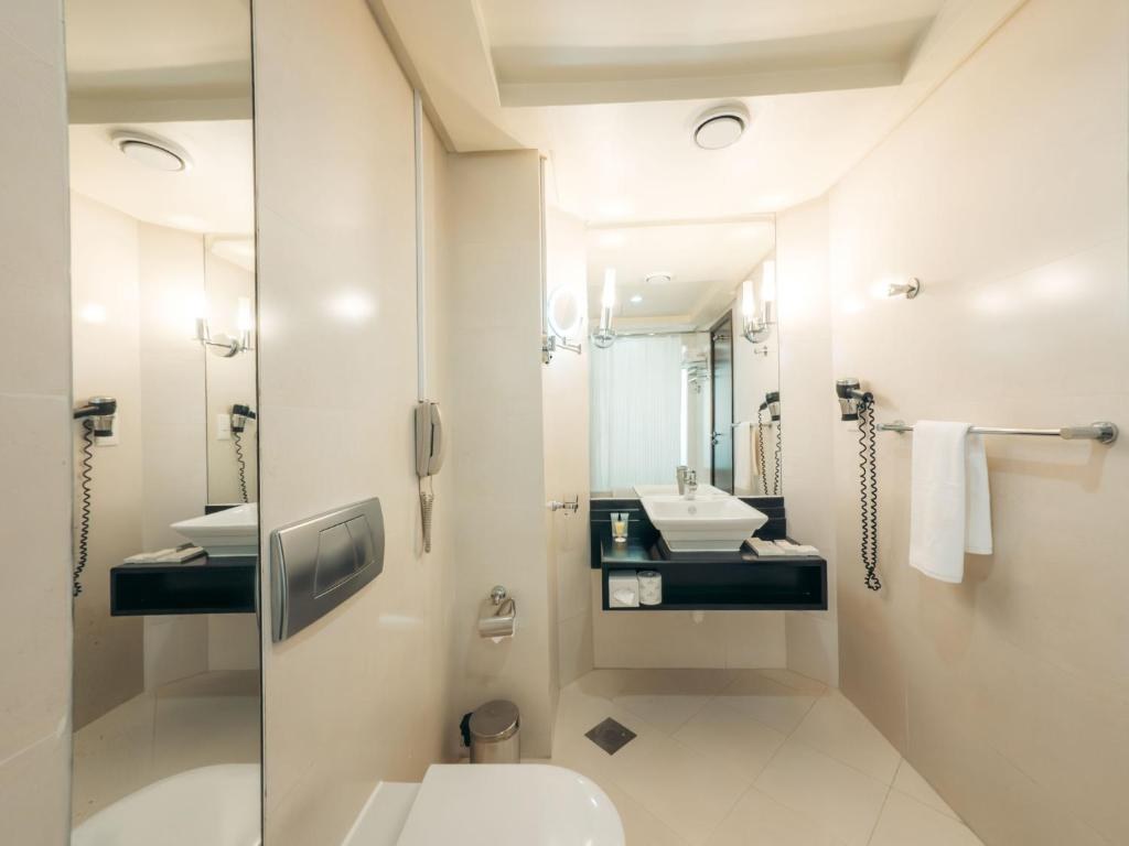 KINGSGATE HOTEL ABU DHABI photo 2