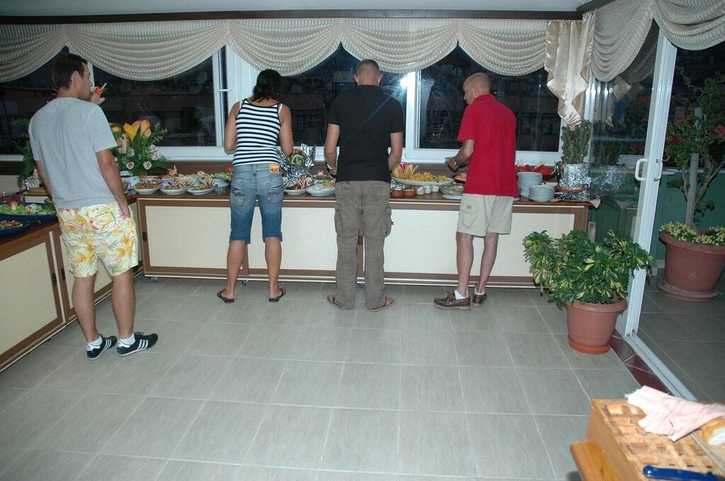 ERGUN HOTEL photo 2