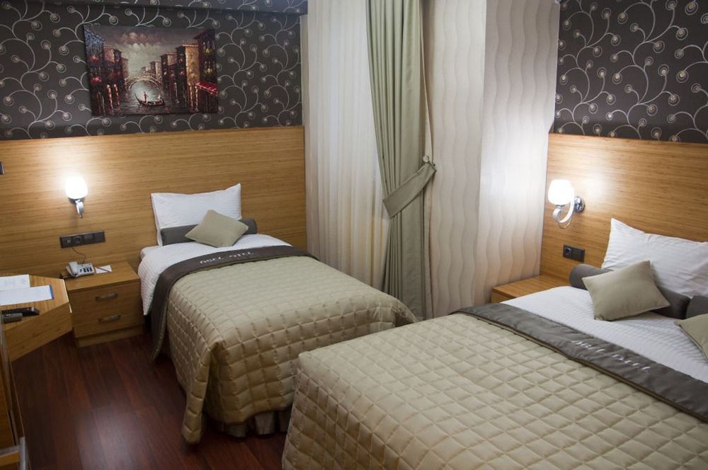 Abel Hotel