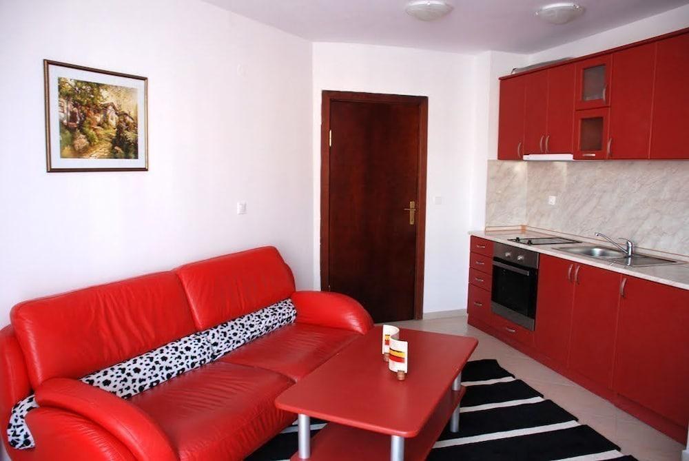 Hotel Elegant Lux photo 3