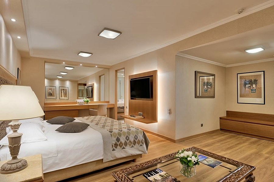 DIVANI CARAVEL HOTEL photo 4