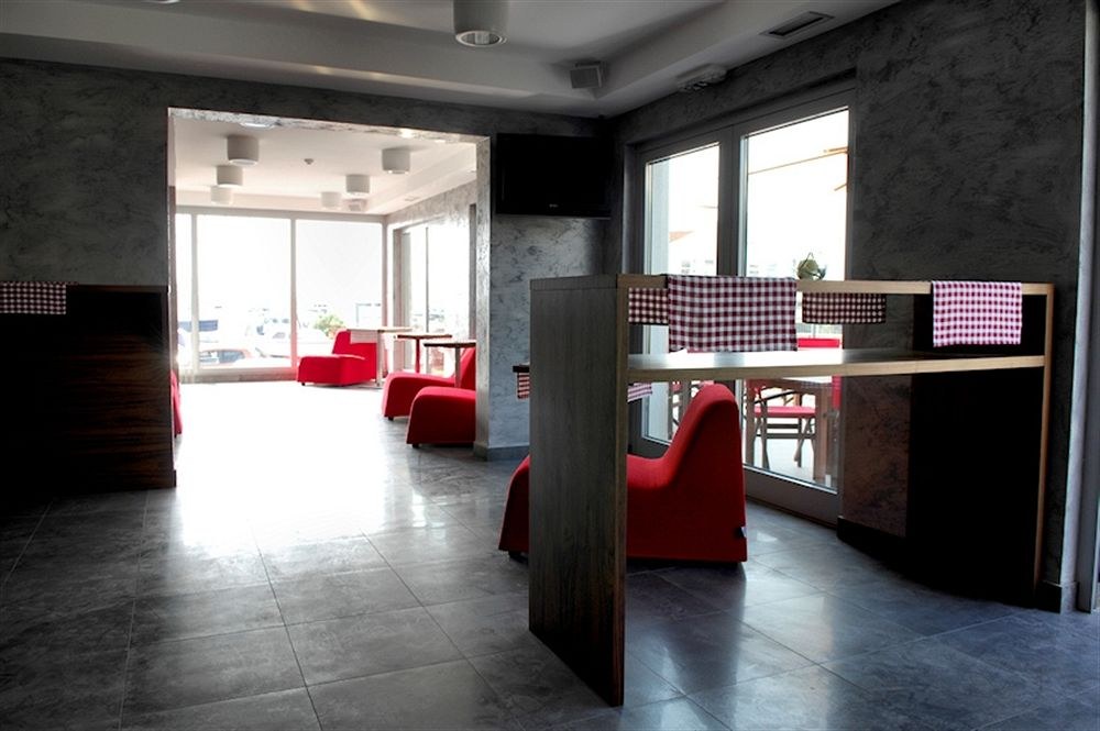 HOTEL IN photo 3