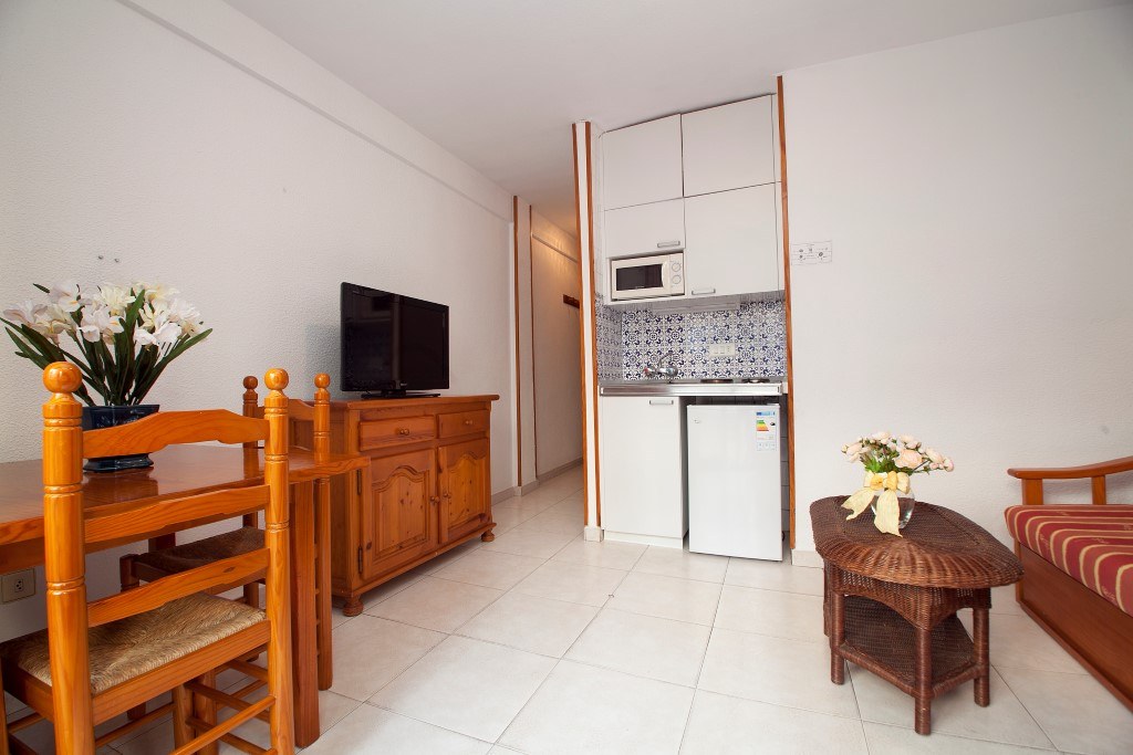 RIBERA APTS photo 3
