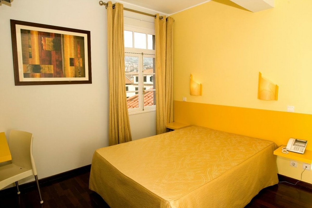 RESIDENCIAL CHAFARIZ photo 2